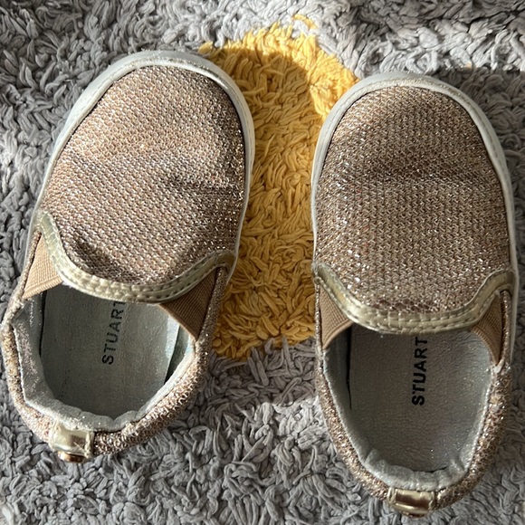 Bundle of 2 Stuart Weitzman Baby Shoes - Picture 2 of 7